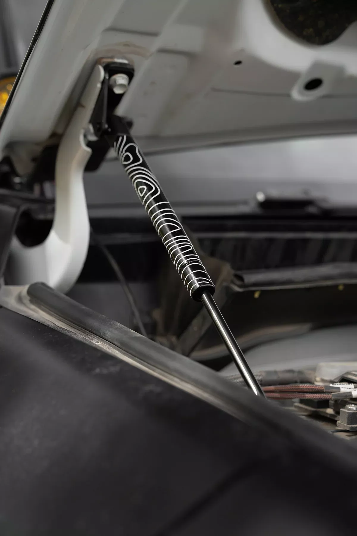 4Runner Lifestyle Hood Struts for 4Runner (2025-Current)