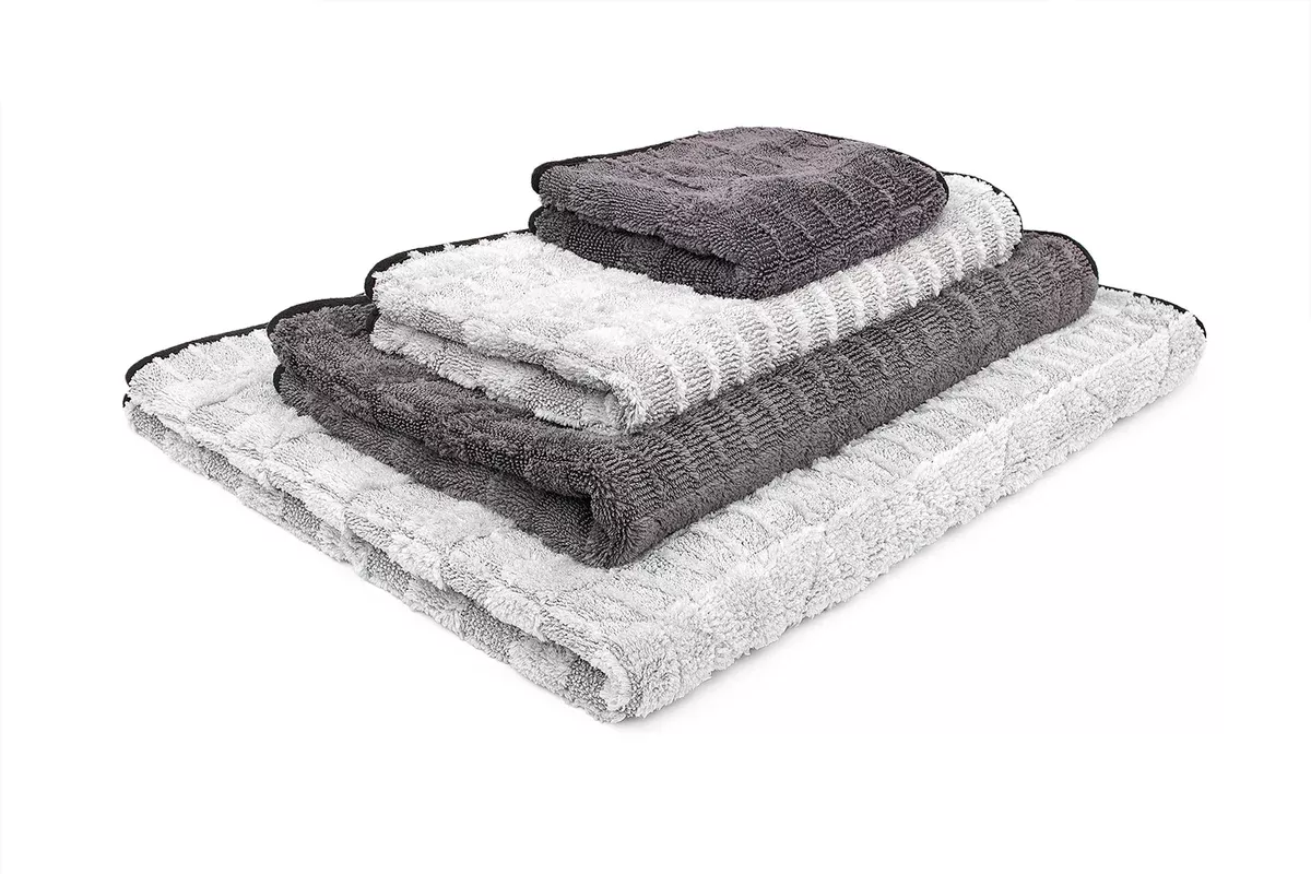 The Gauntlet Drying Towels