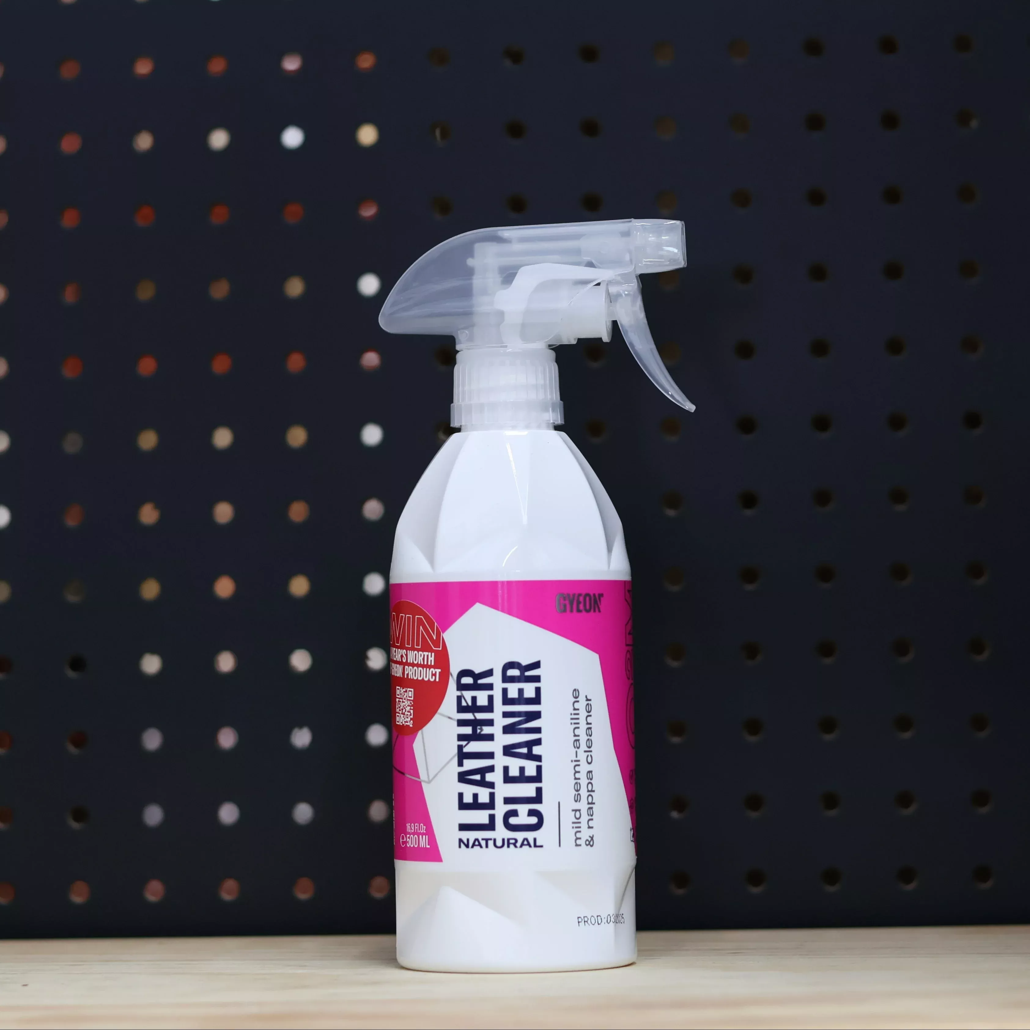 GYEON Q²M Leather Cleaner Natural