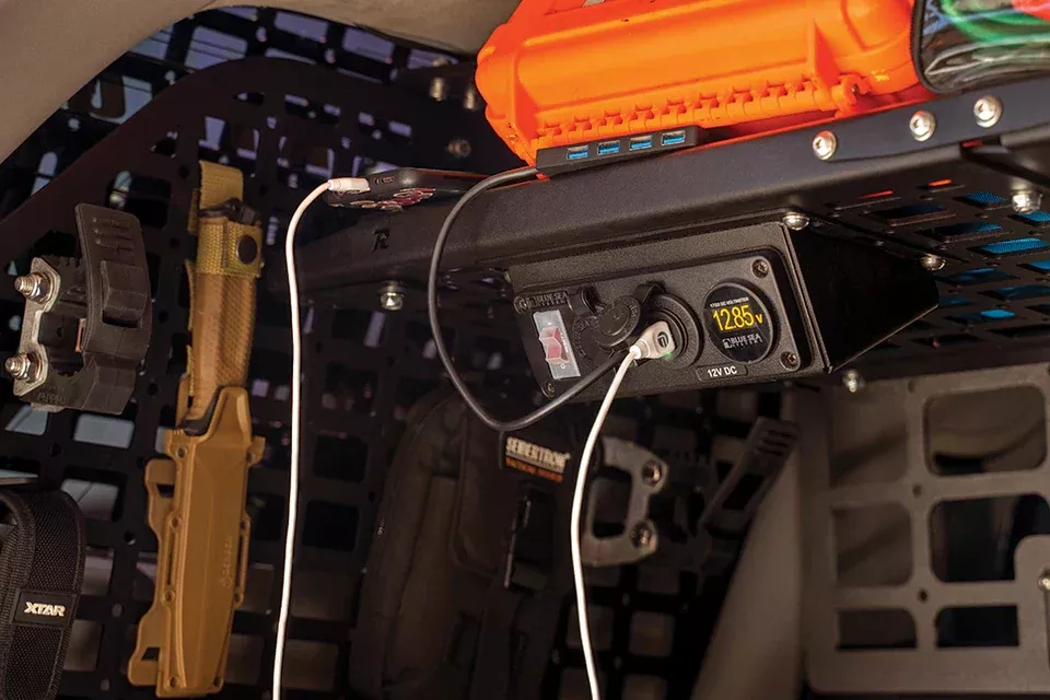 Rago Fabrication The 12 Volt Accessory Panel Mount