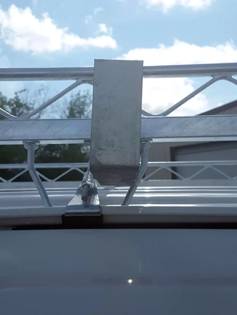Topper Conduit Carrier - Center Support