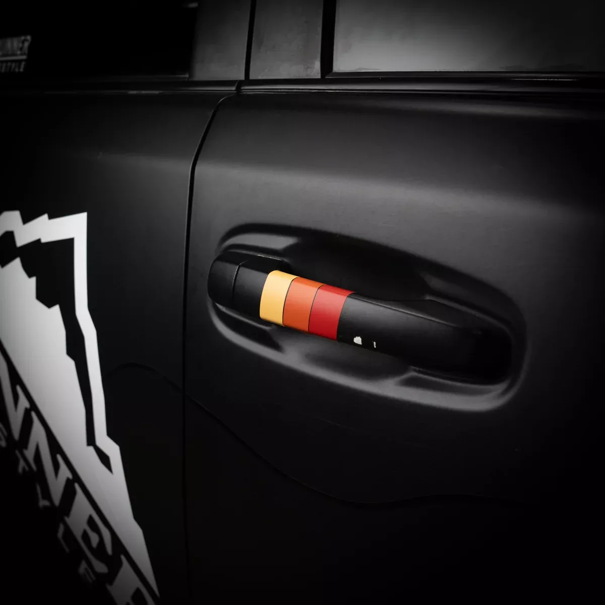 Vinyl Garage Small Universal Accent Stripe Decal